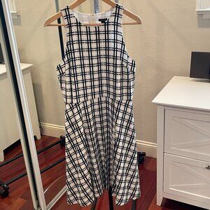 Ann Taylor Factory Sleeveless Knee Length Black Plaid Dress